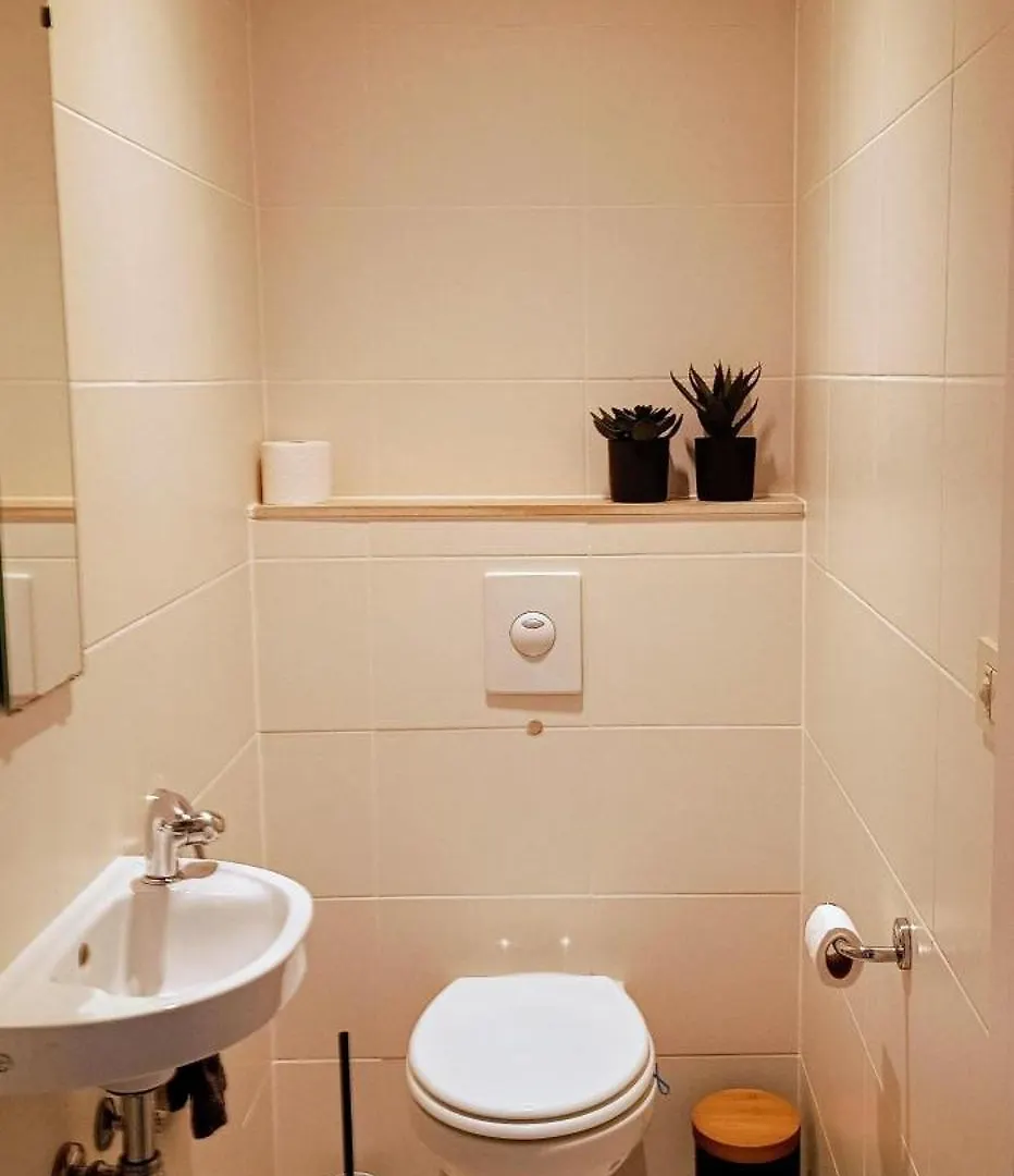 Huswell - Sunny Terrace With Harbour View - 5-Min Walk To Station Apartment Ostend